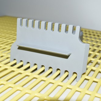 Skrobak do krat wzmocniony plastikowy